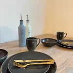 Staedtische Ruheoase Mit Garten & Gratis Parkplatz Daire