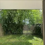 Staedtische Ruheoase Mit Garten & Gratis Parkplatz