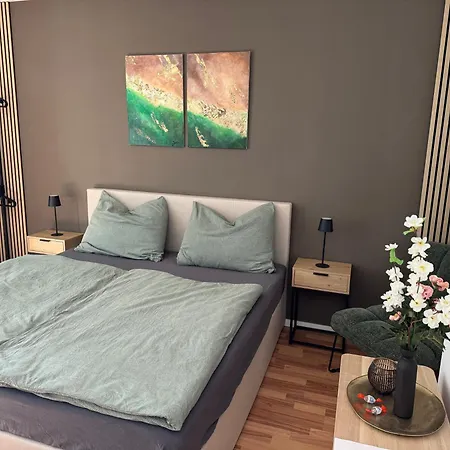 公寓 Staedtische Ruheoase Mit Garten & Gratis Parkplatz *