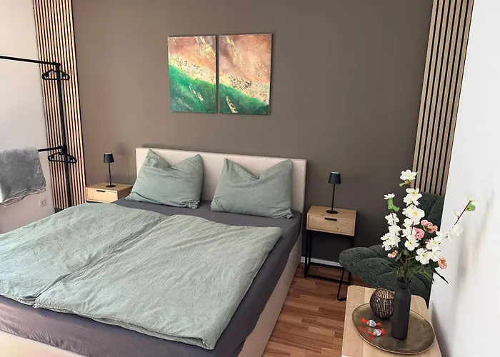 Lägenhet Ruhiges Garten-apartment Mit Gratis Parkplatz *