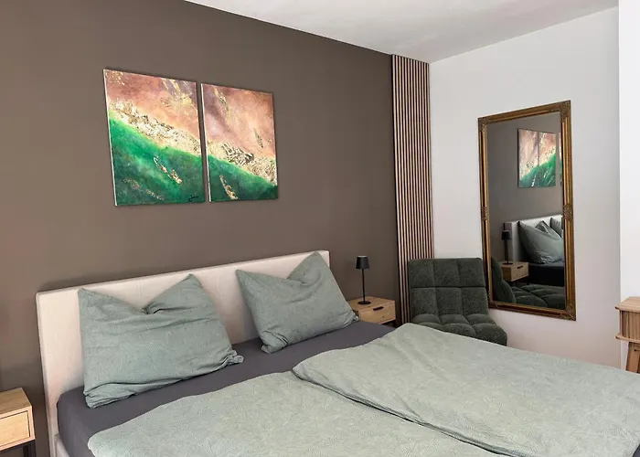 Ruhiges Garten-apartment Mit Gratis Parkplatz *