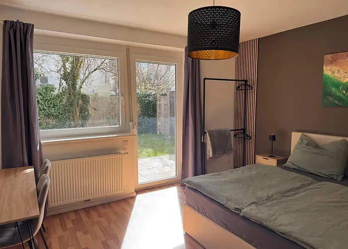 Ruhiges Garten-apartment Mit Gratis Parkplatz Lägenhet Graz